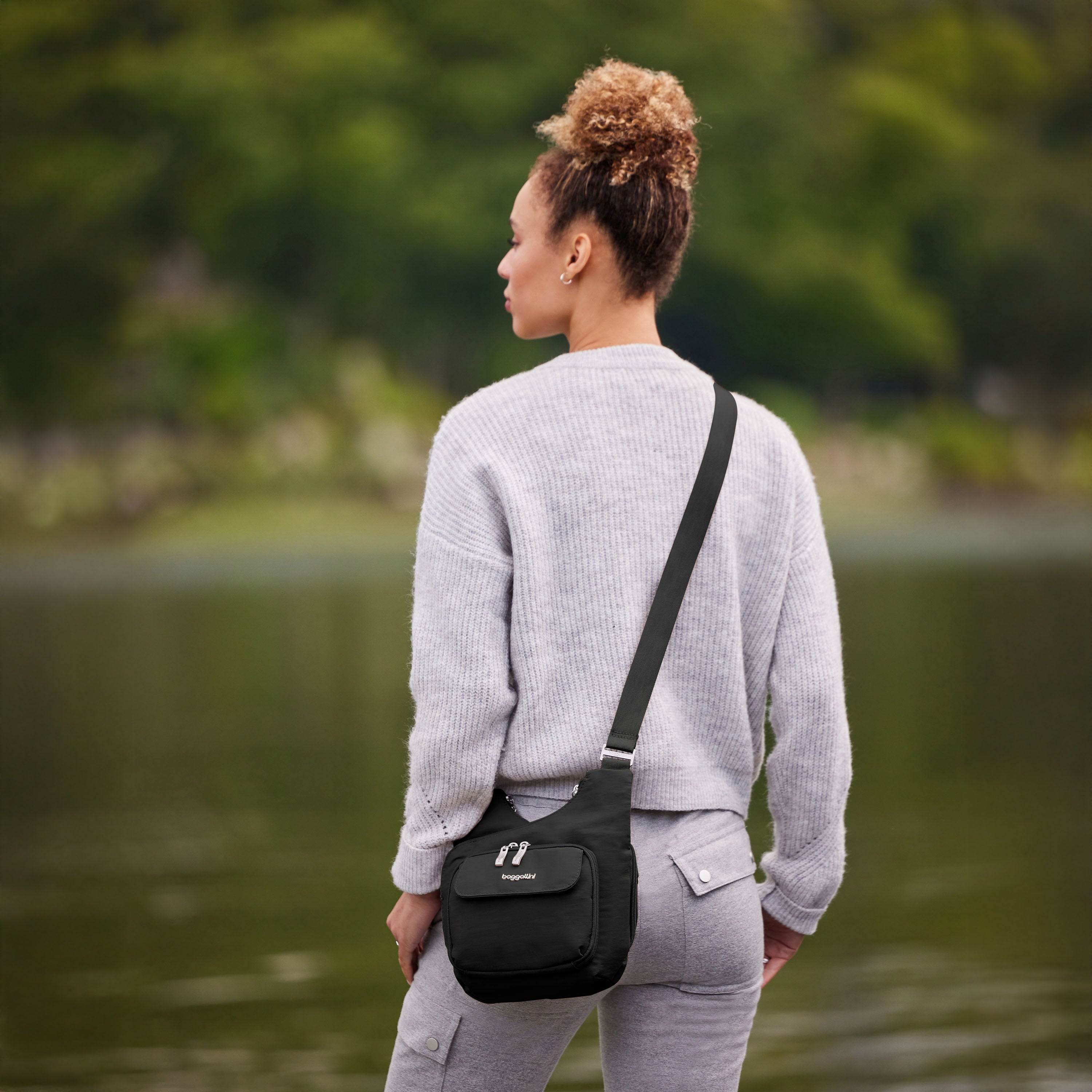 Legacy Criss Cross Crossbody 26