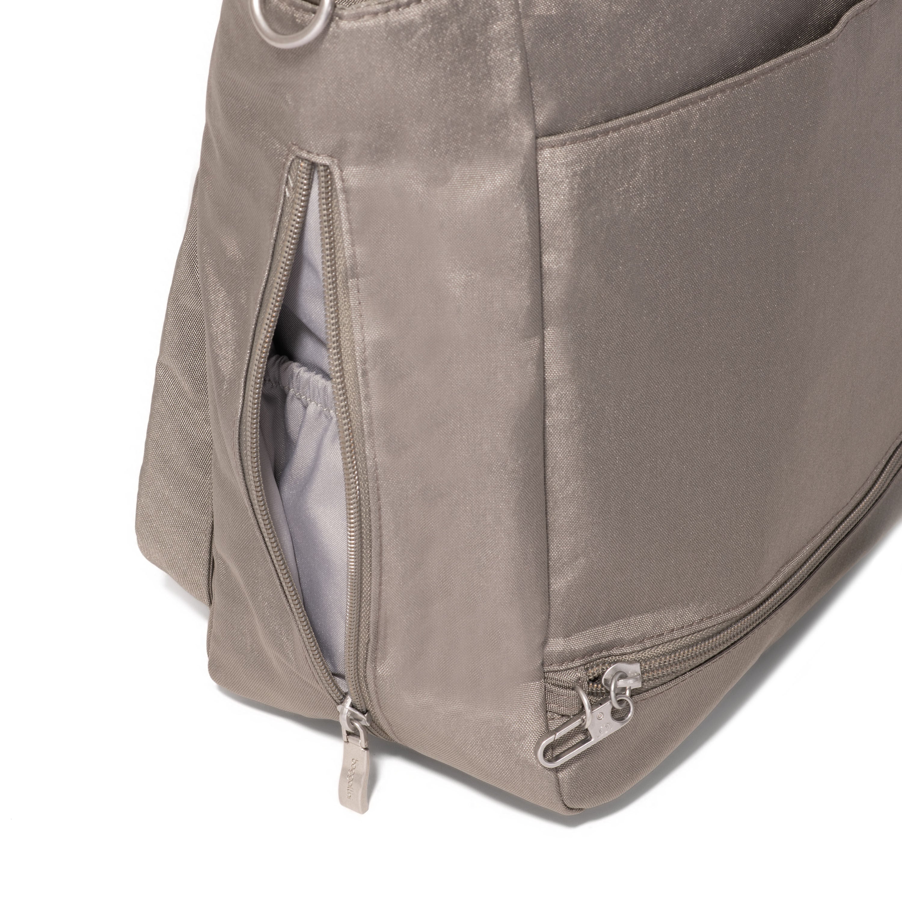 Modern Everywhere Everyday Shopper 4