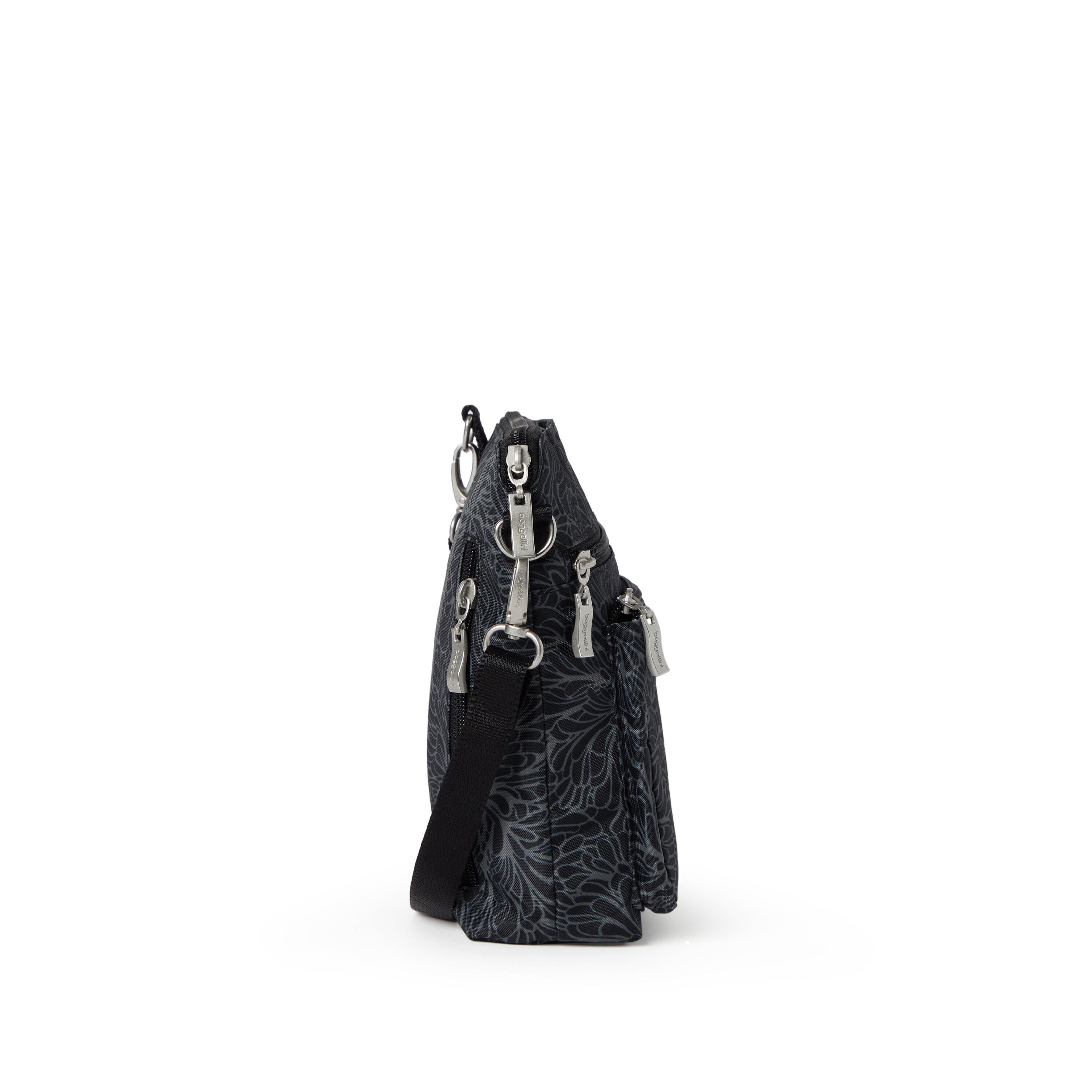 Baggallini Modern Everywhere Pocket Crossbody 20