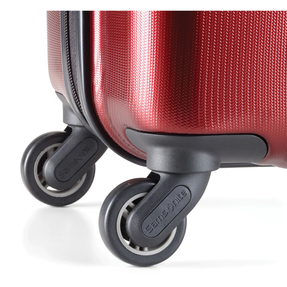 Samsonite Winfield™ NXT Large 18