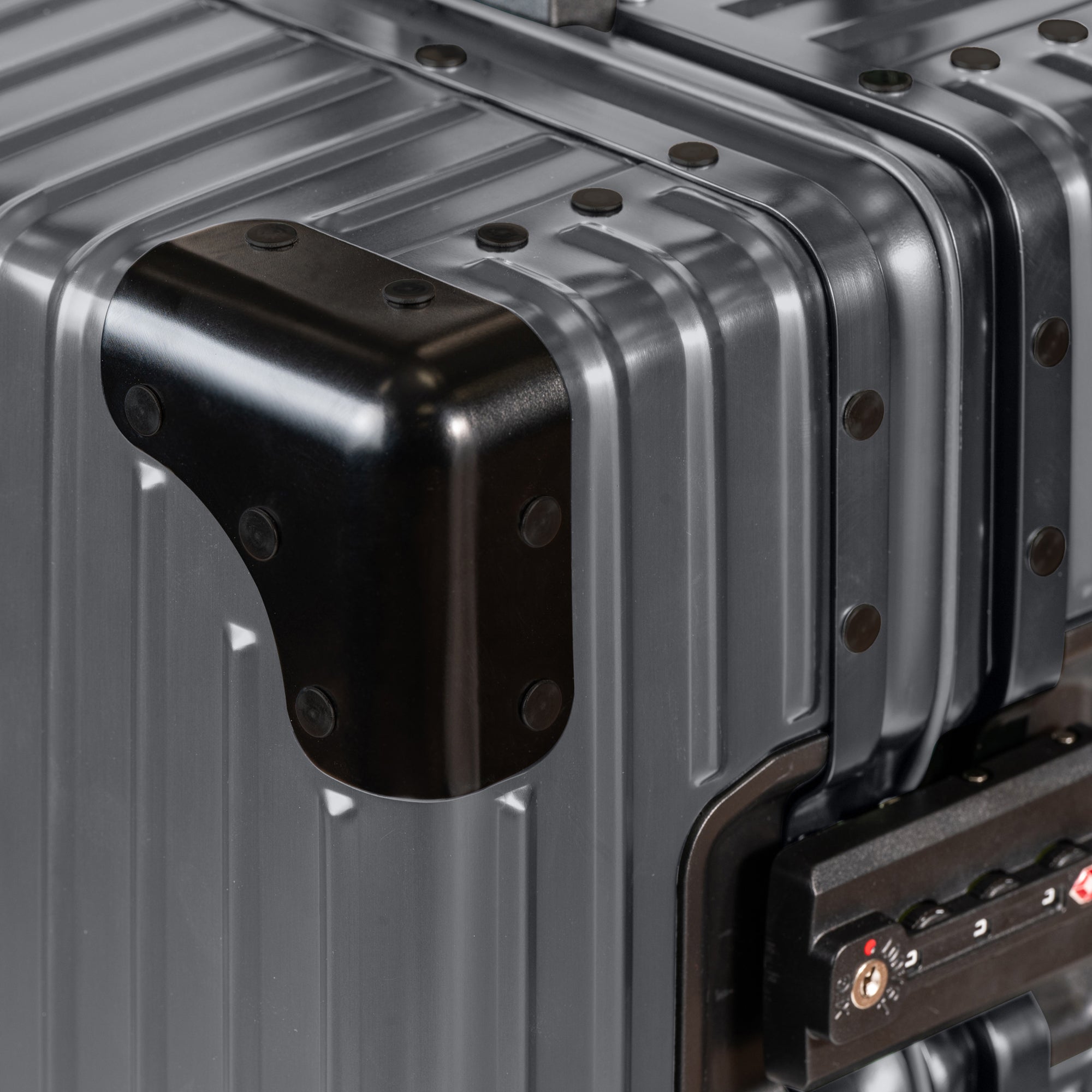 Champs Elite Carry-on 41
