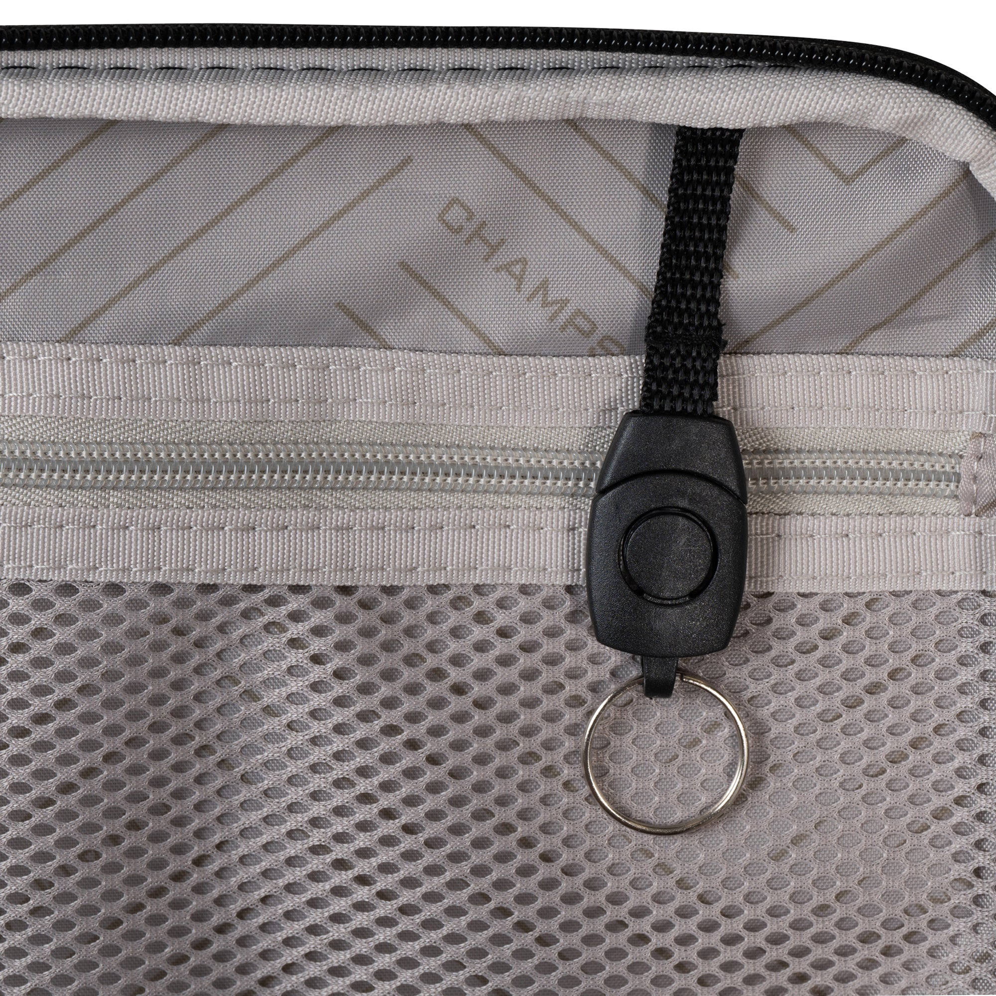 Champs Onyx II Carry-on 8