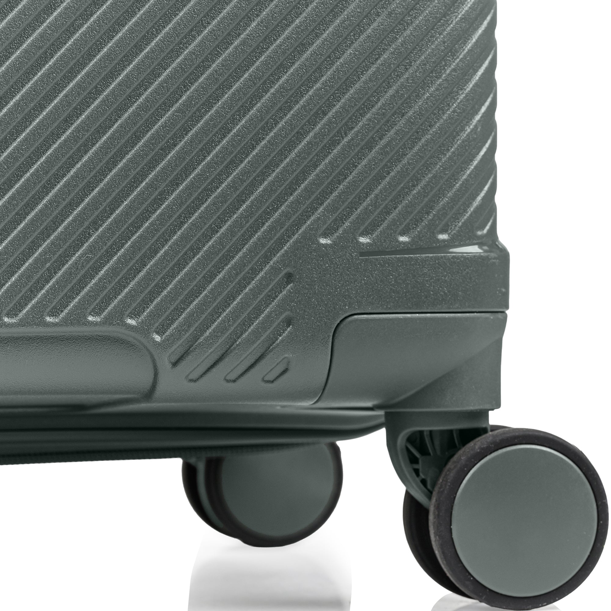Aura / 3-Piece Luggage Set 37