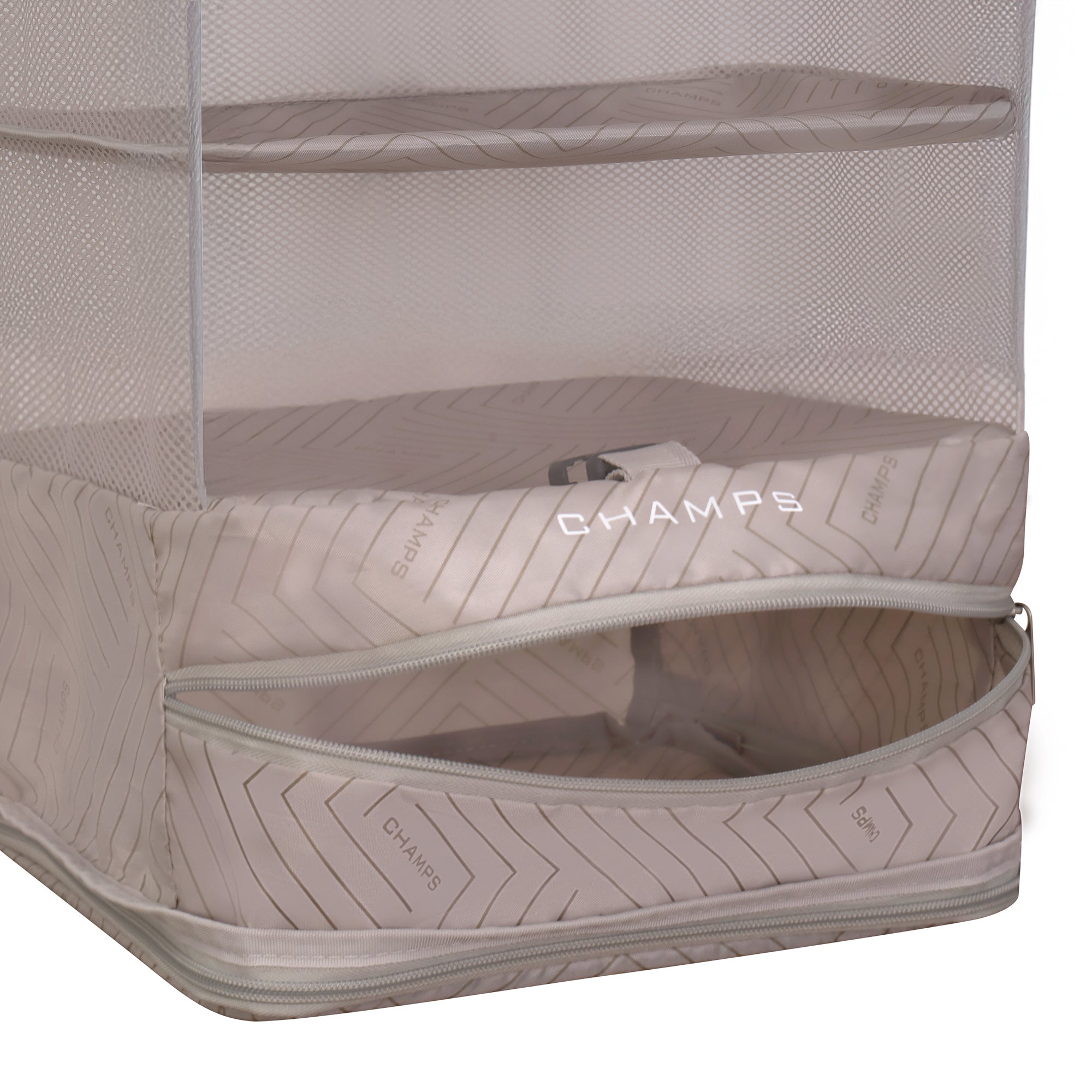 Champs Vintage Travel Closet 5