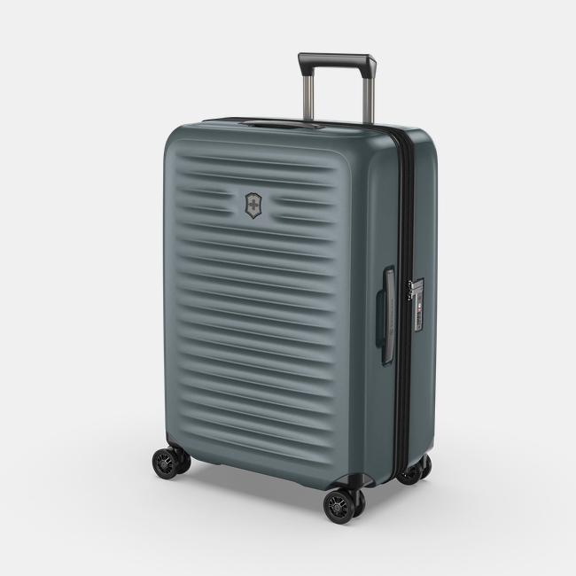 VIctorinox Airox Advanced Medium Case 13