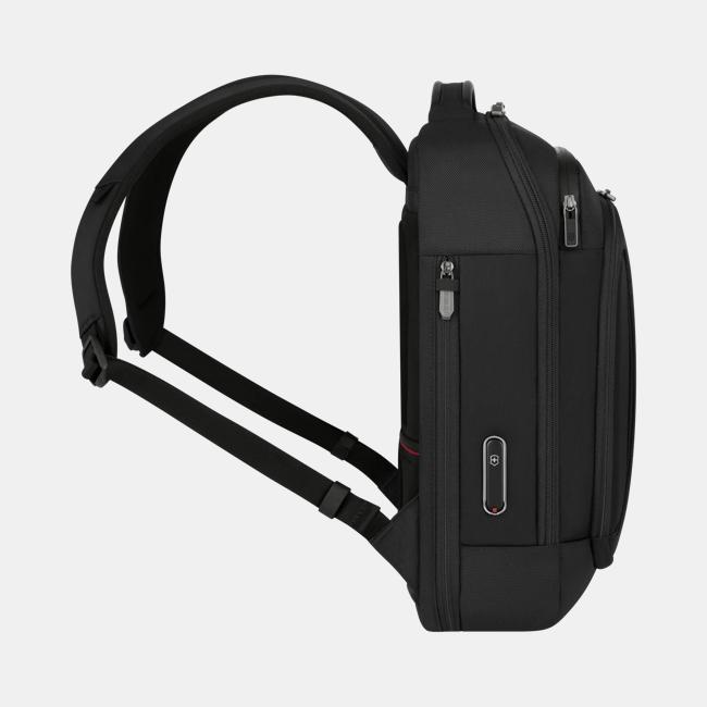 Victorinox Werks Traveler 7.0 Compact Backpack 30