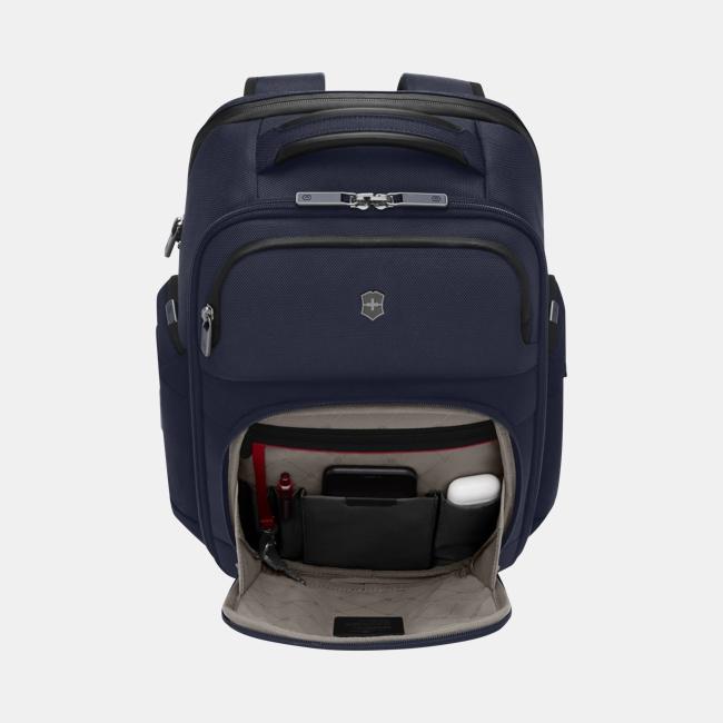 Victorinox Werks Traveler 7.0 Deluxe Backpack 29