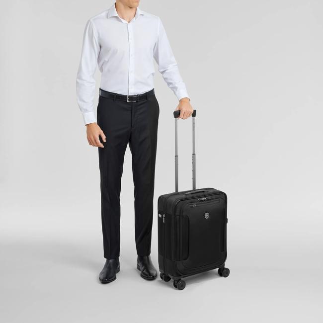 Victorinox Werks Traveler 7.0 Global Carry-On 8