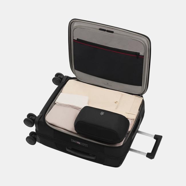 Victorinox Werks Traveler 7.0 Global Carry-On 17