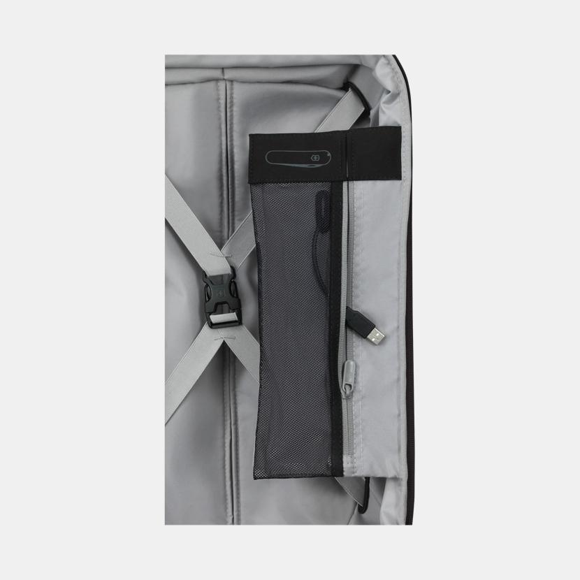 Victorinox Connex Frequent Flyer Plus Hardside Carry-On 9