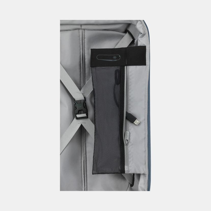 Victorinox Connex Frequent Flyer Hardside Carry-On 19
