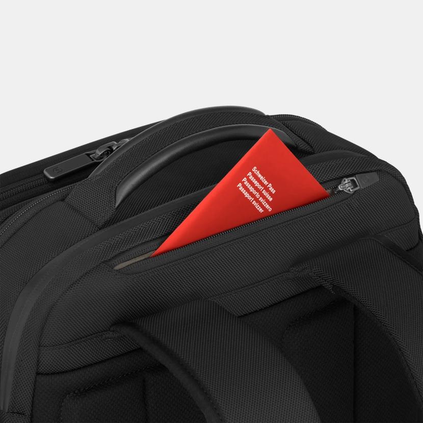 Victorinox Werks Traveler 7.0 Weekender 24