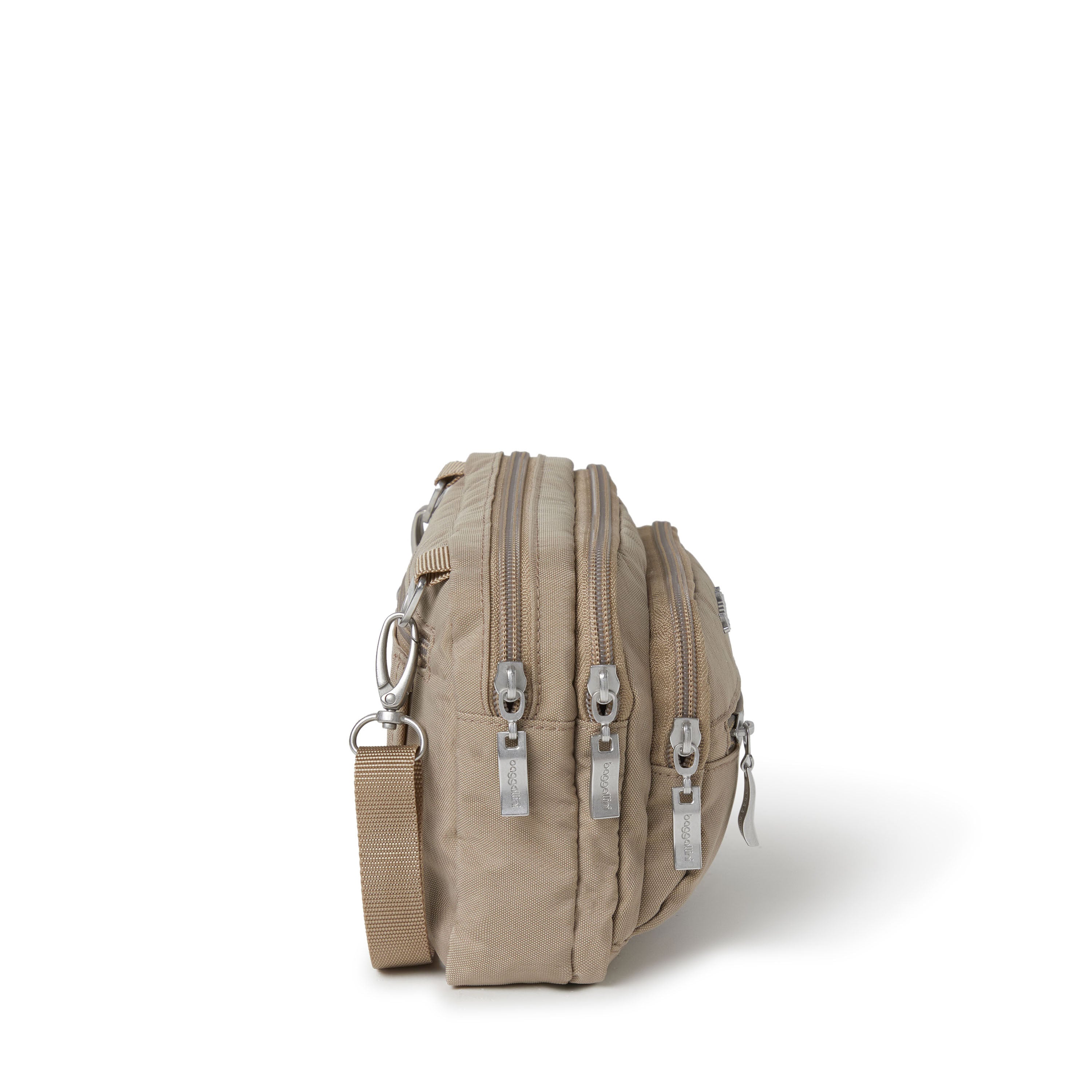 Legacy Triple Zip Bagg 25