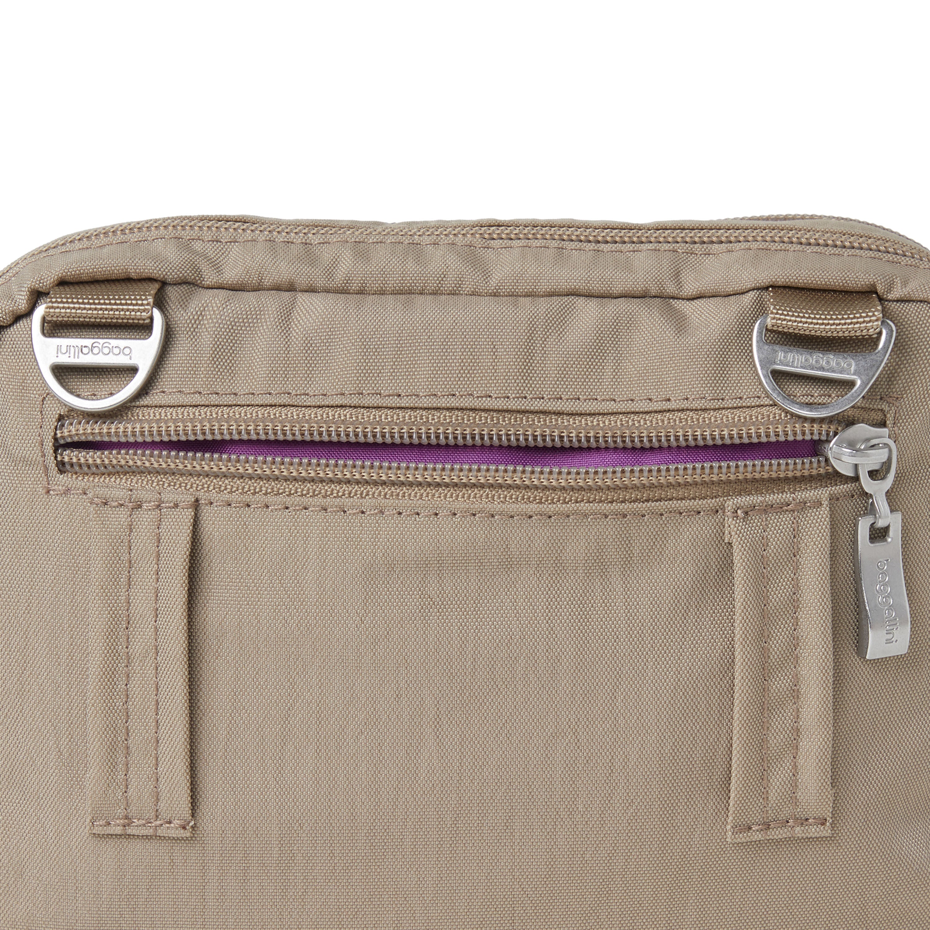 Legacy Triple Zip Bagg 28