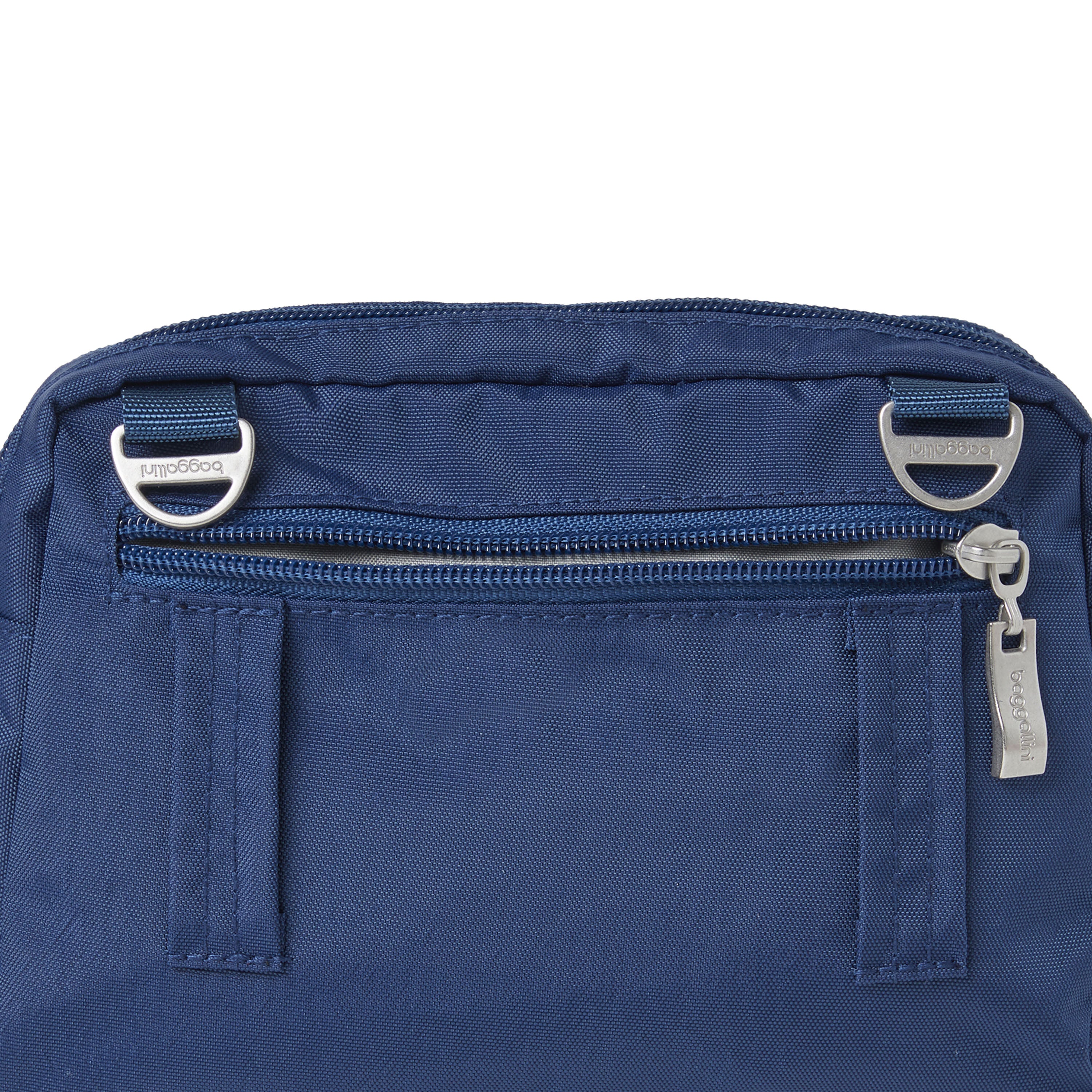 Legacy Triple Zip Bagg 10