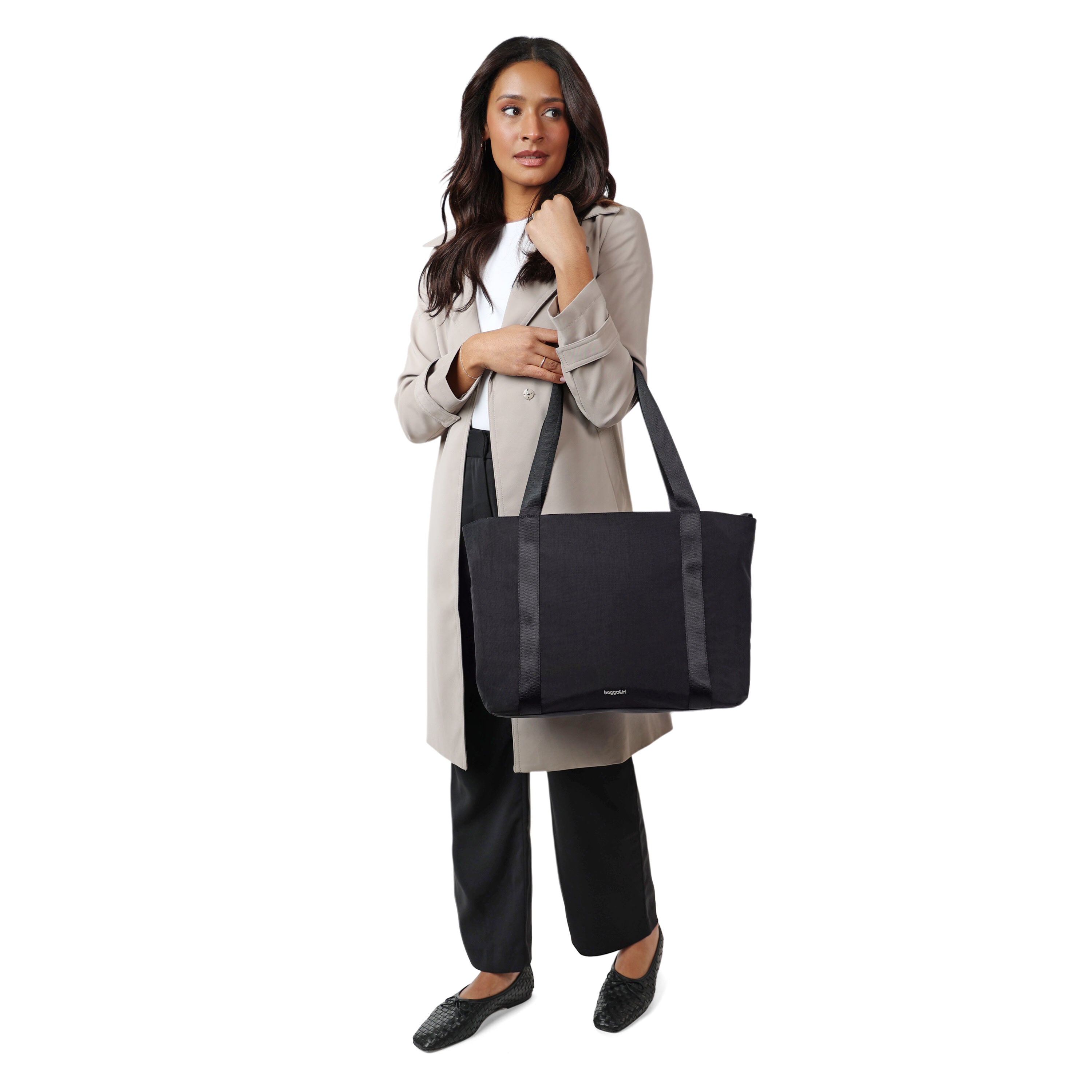 Via Large Tote 16