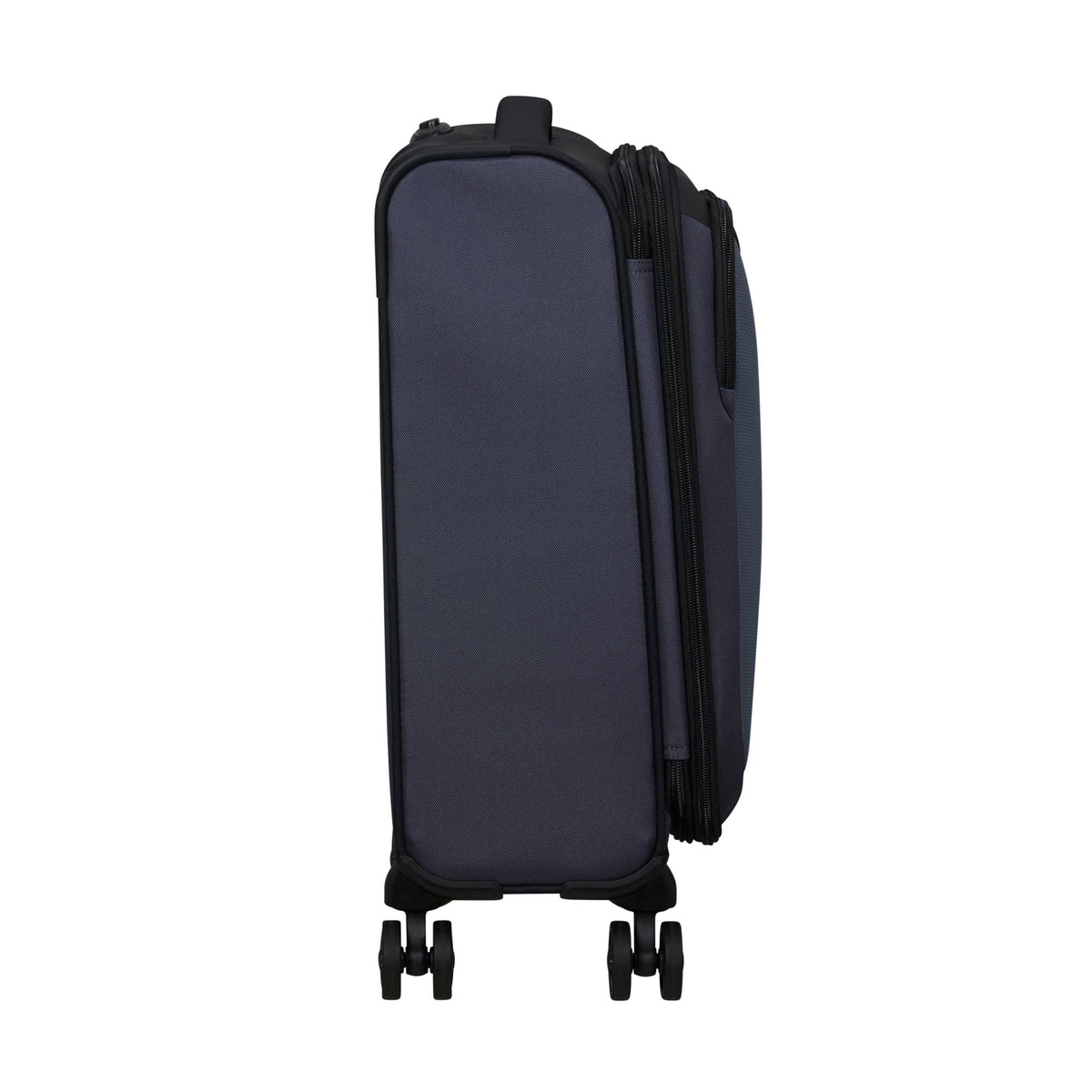 American Tourister Daring Dash™ Spinner Expandable Carry-On 18
