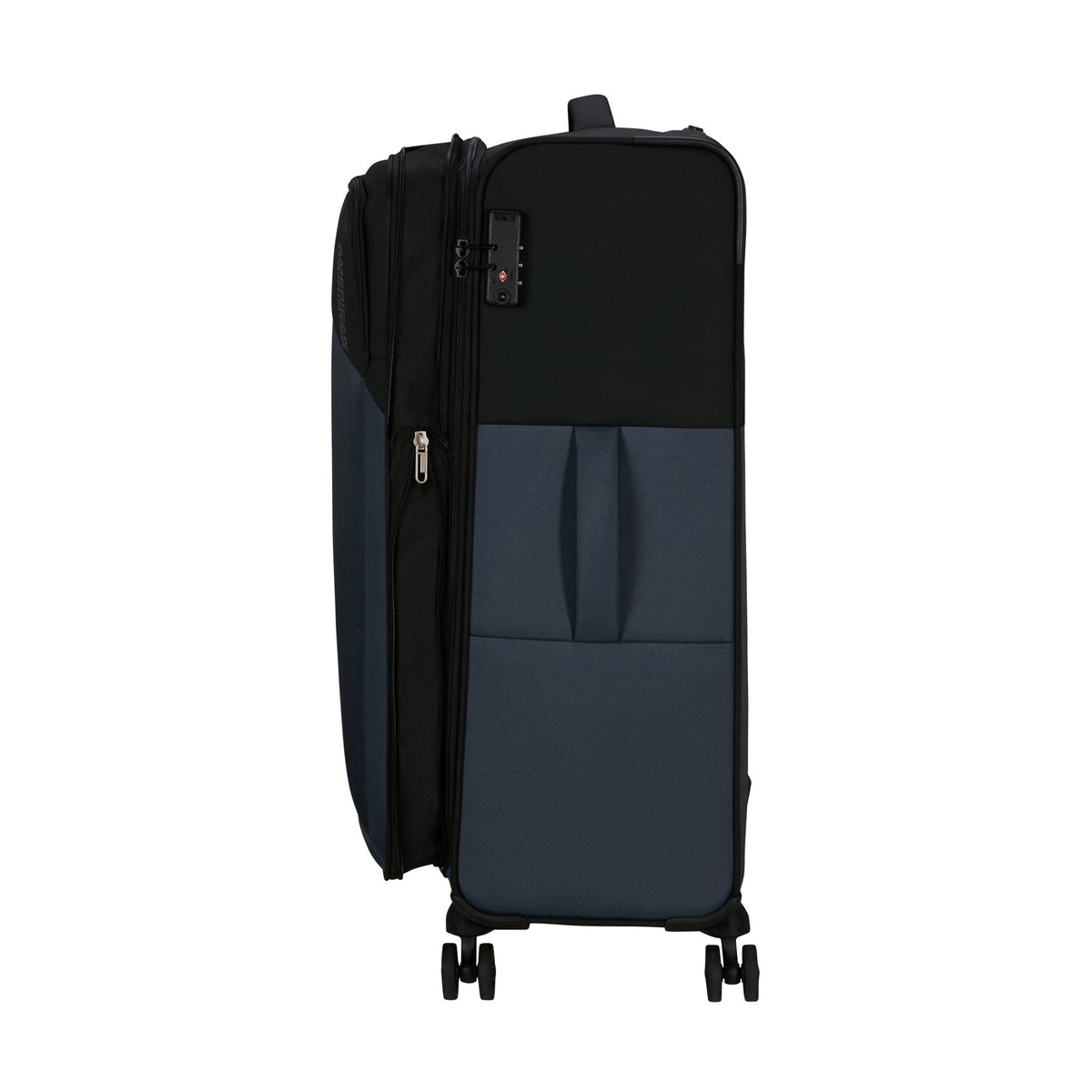 American Tourister Daring Dash™ Spinner Expandable Large Luggage 18