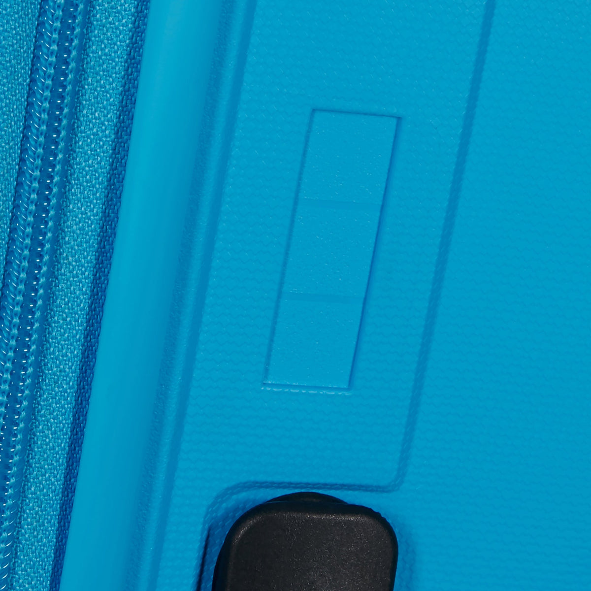 American Tourister Rejoy™ Spinner Expandable Medium Luggage 5
