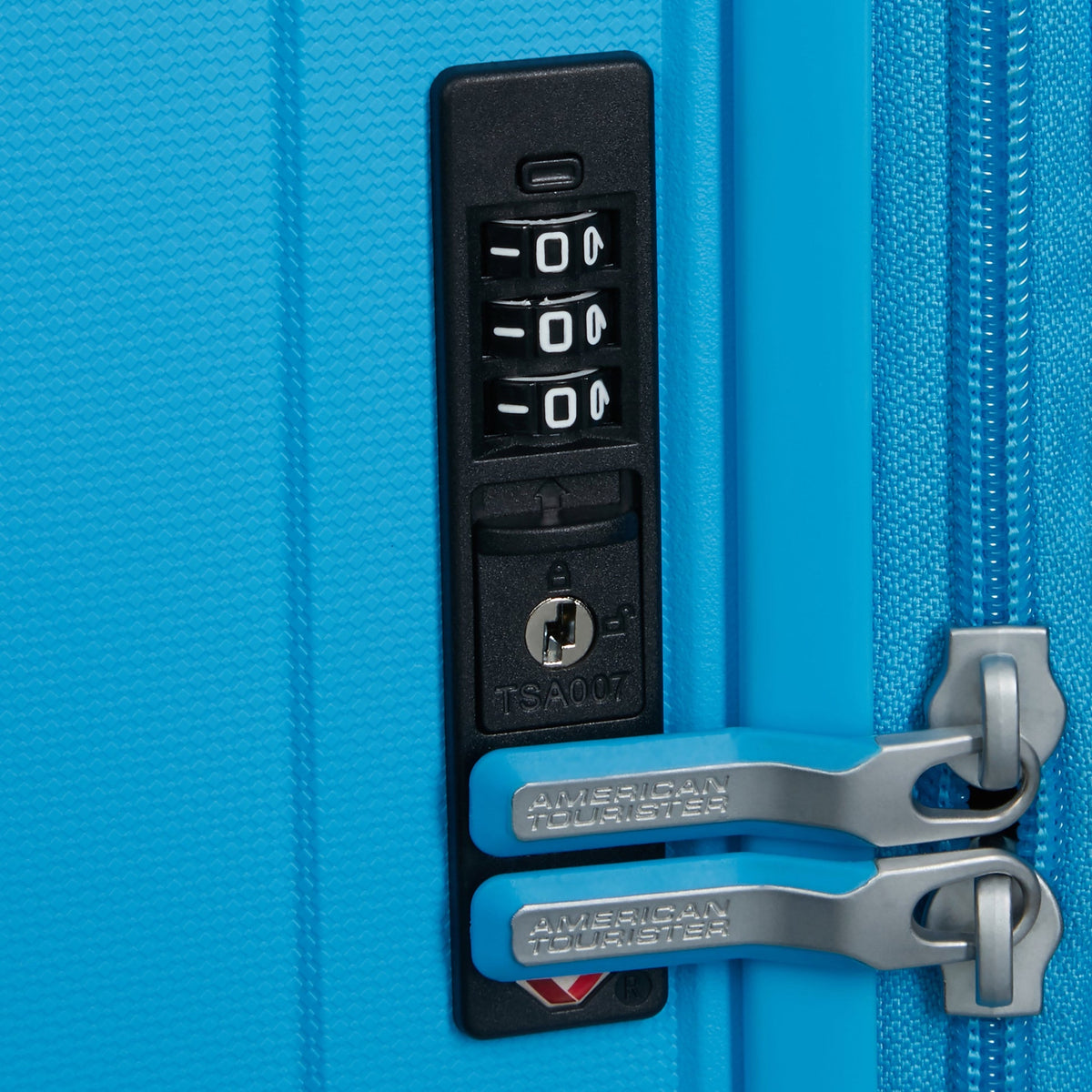 American Tourister Rejoy™ Spinner Expandable Medium Luggage 25