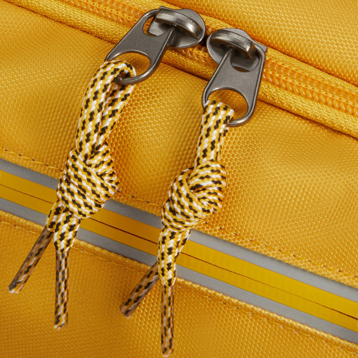 American Tourister BrightUp™ Sling Bag 32