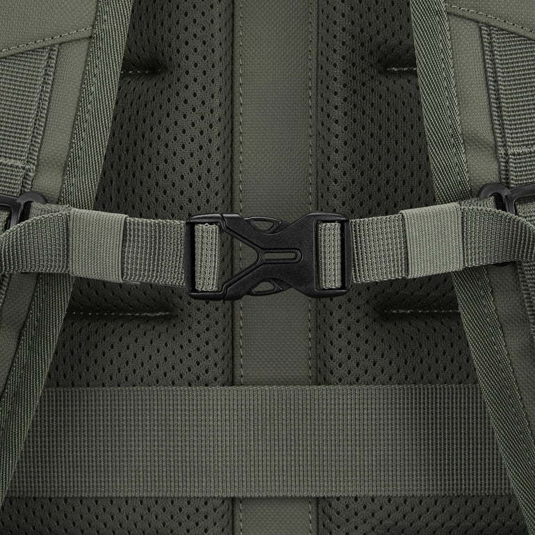 High Sierra Lineage Travel Backpack 9