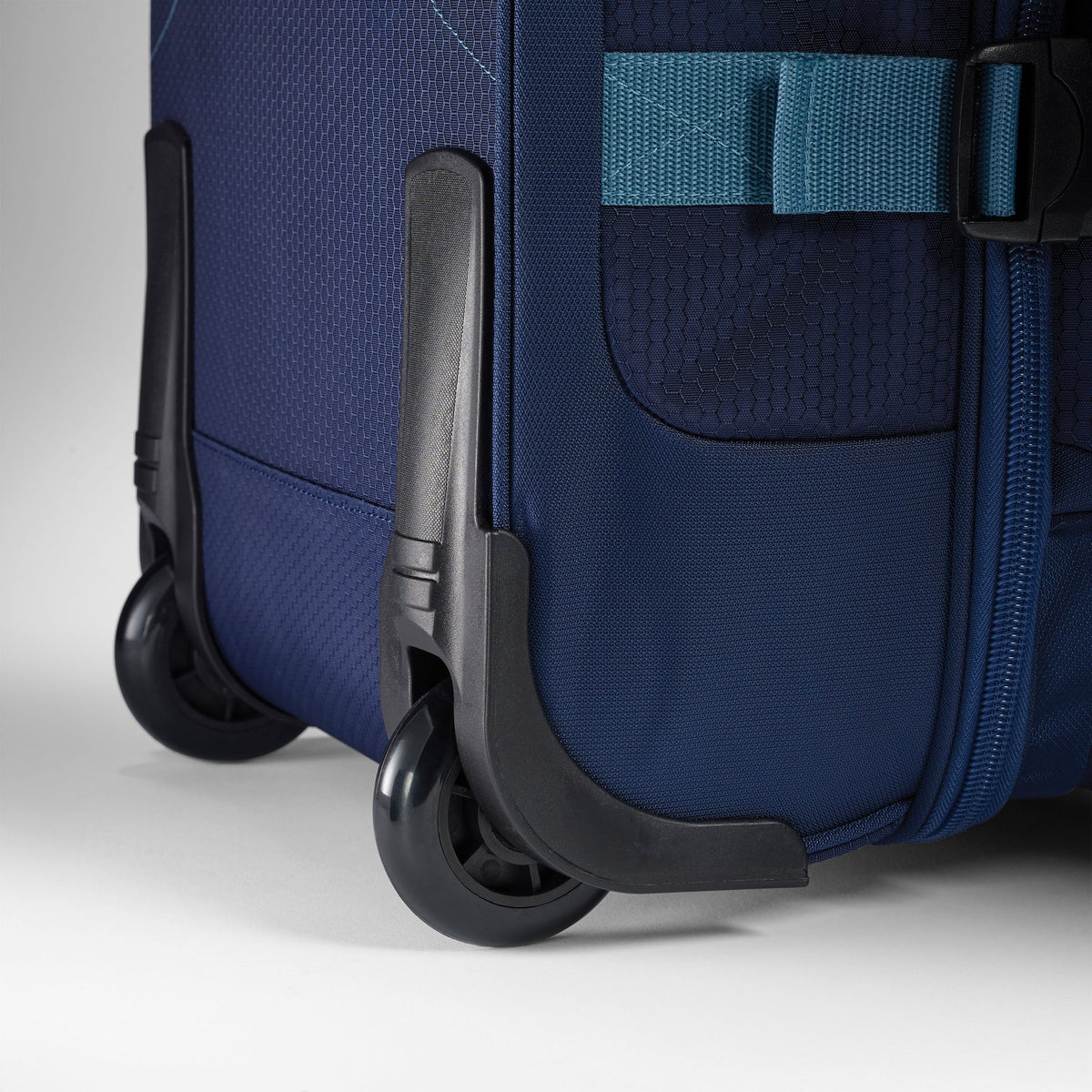 High Sierra Fairlead 34" Drop Bottom Duffle 21