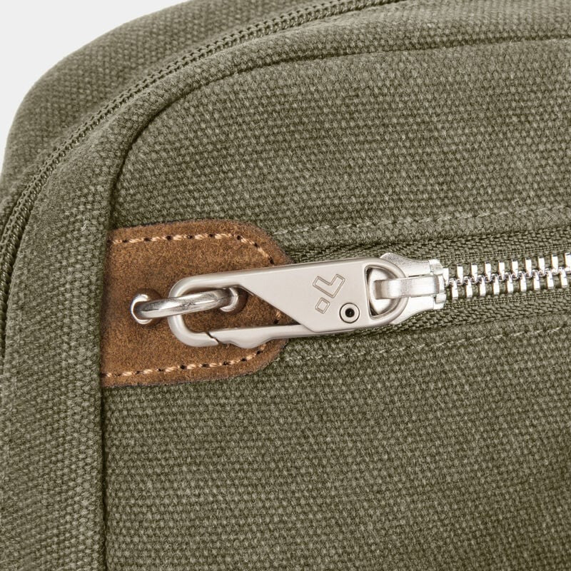Travelon Anti-Theft Heritage Tour Bag 24