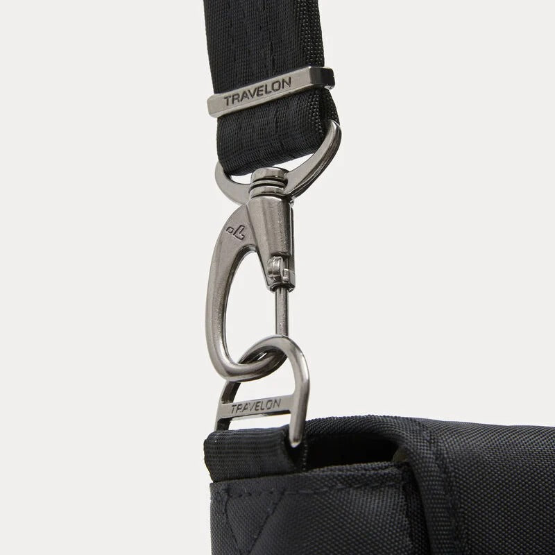 Travelon Anti-Theft Urban® Messenger 12