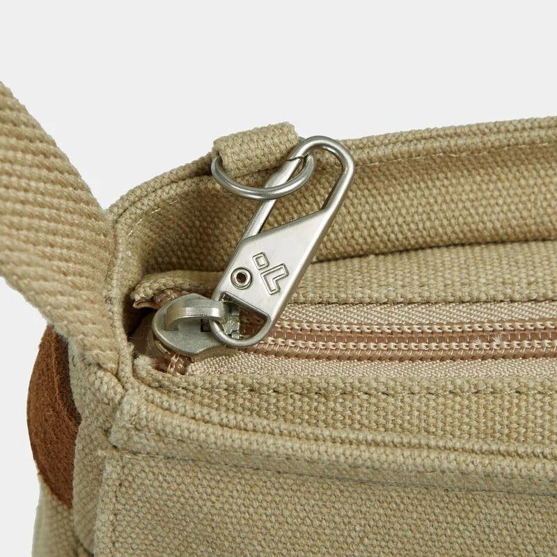 Travelon Anti-Theft Heritage Saddle Crossbody 13