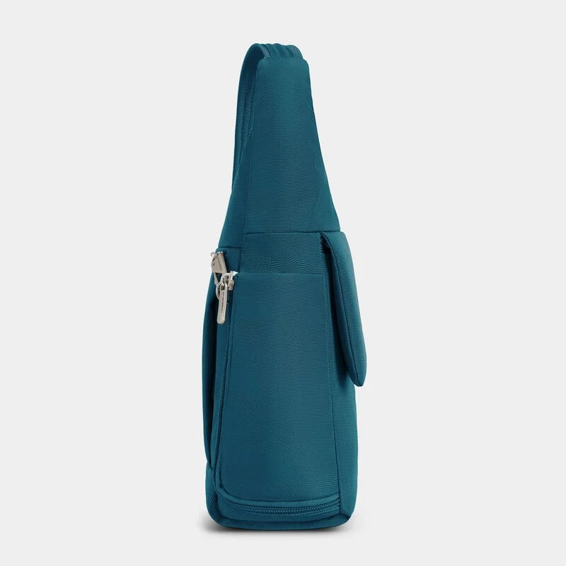 Travelon Anti-Theft Classic Messenger 16