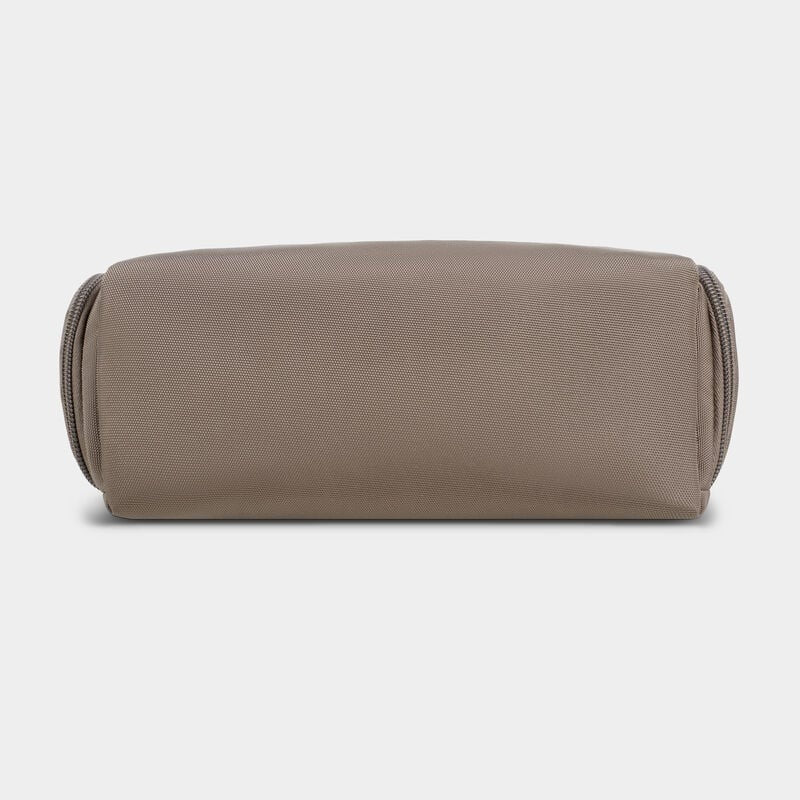 Travelon Anti-Theft Classic Messenger 24
