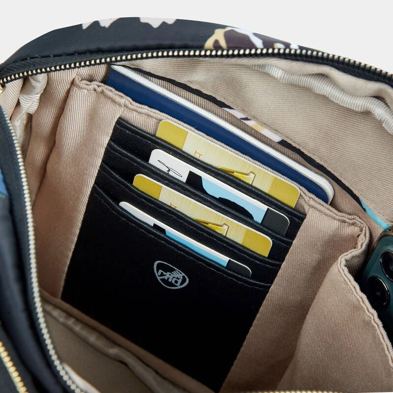 Travelon Anti-Theft Addison Small Crossbody 15