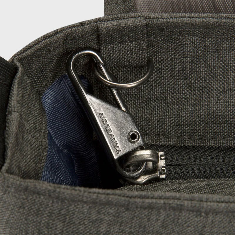 Travelon Anti-Theft Urban® Messenger 6