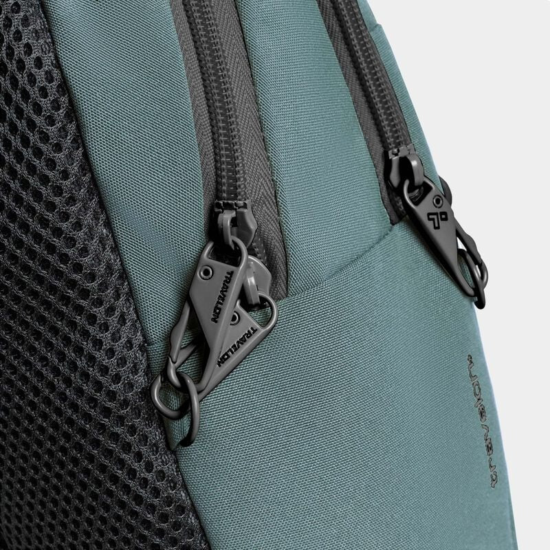 Travelon Voyages Anti-Theft Tour Bag 28