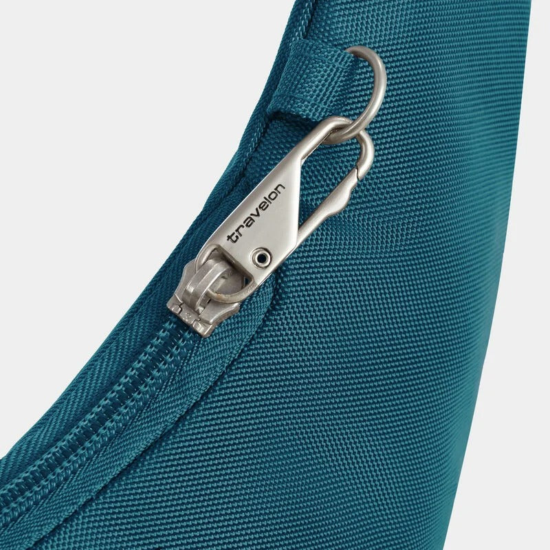 Travelon Anti-Theft Classic Crossbody 20