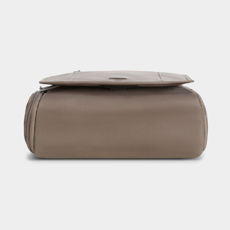 Travelon Anti-Theft Classic Tour Bag 16