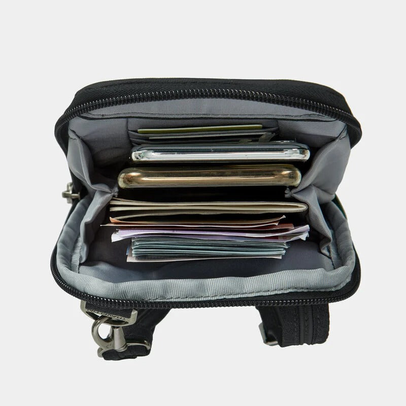 Travelon Anti-Theft Metro Stadium Mini Crossbody 10