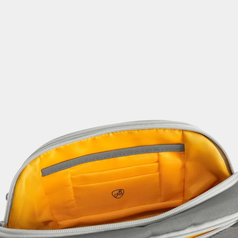 Travelon Voyages Secure Anti-Theft Waist Pack 43