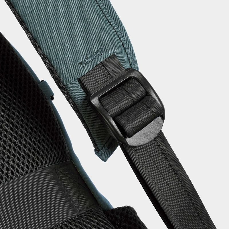 Travelon Voyages Anti-Theft Day Pack 31