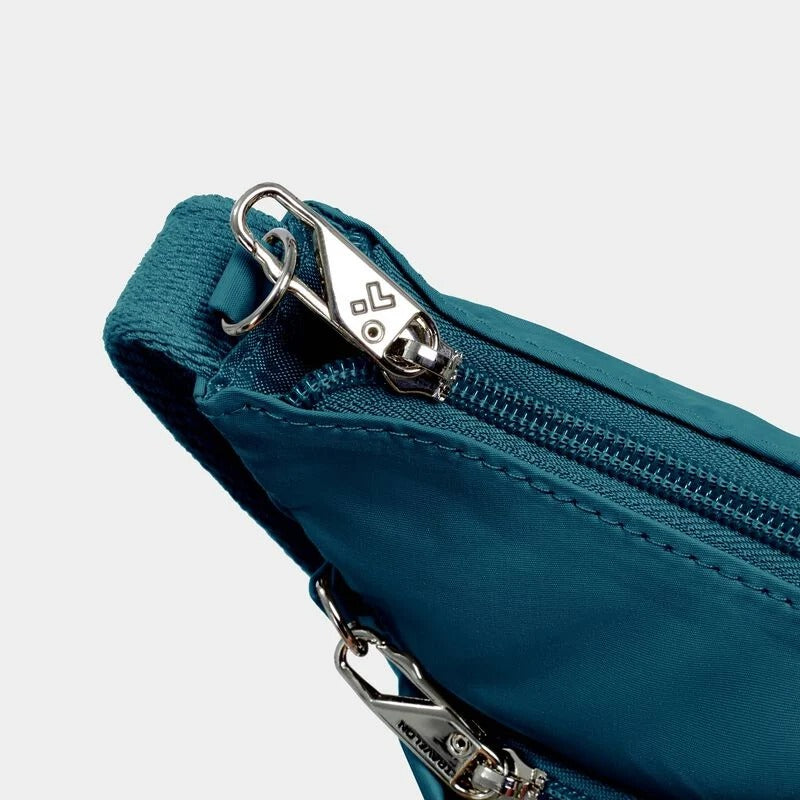 Travelon Roam Anti-Theft Medium Crossbody 56