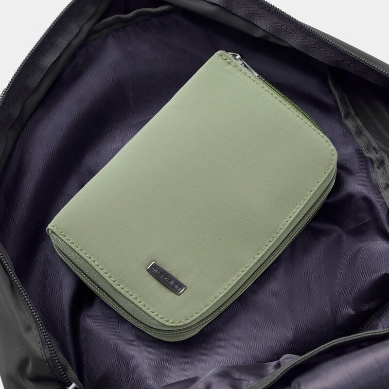Travelon RFID Blocking Passport Zip Wallet 23