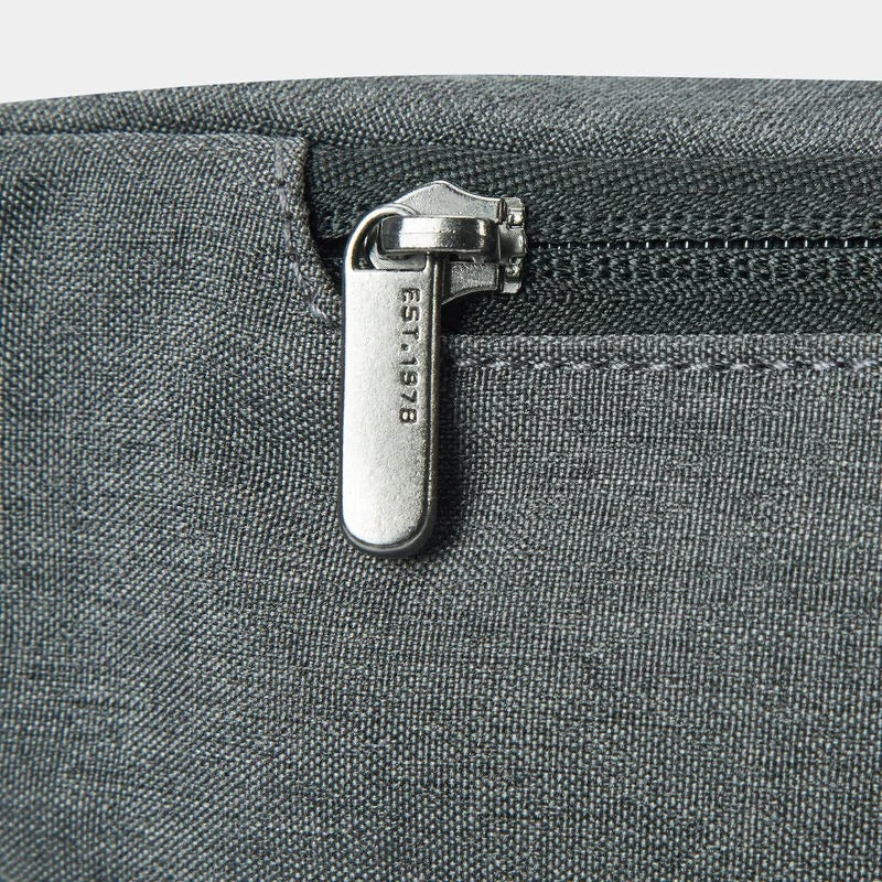 Travelon Urban® Anti-Theft Waist Pack 5