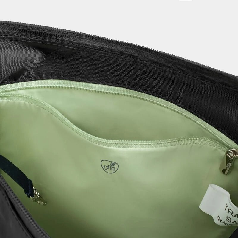 Travelon Roam Anti-Theft Medium Crossbody 23
