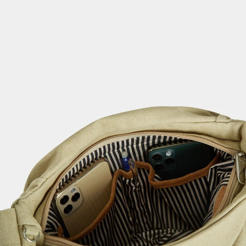 Travelon Anti-Theft Heritage Hobo 12