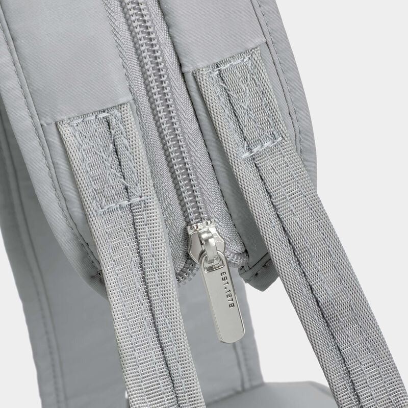 Travelon Roam Anti-Theft Convertible Backpack/Sling 8
