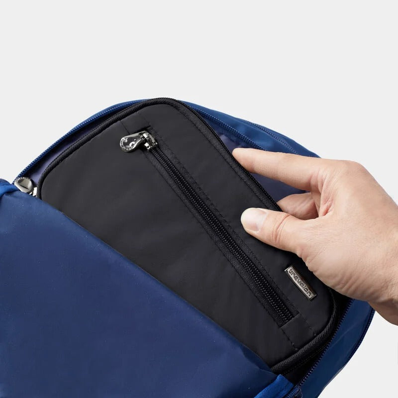Travelon RFID Blocking Family Passport Wallet 17
