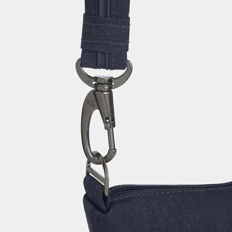 Travelon Anti-Theft Metro Crossbody 41