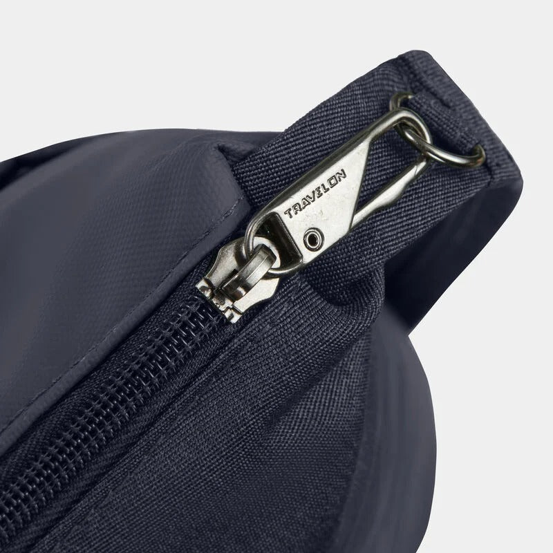 Travelon Anti-Theft Metro Crossbody 30