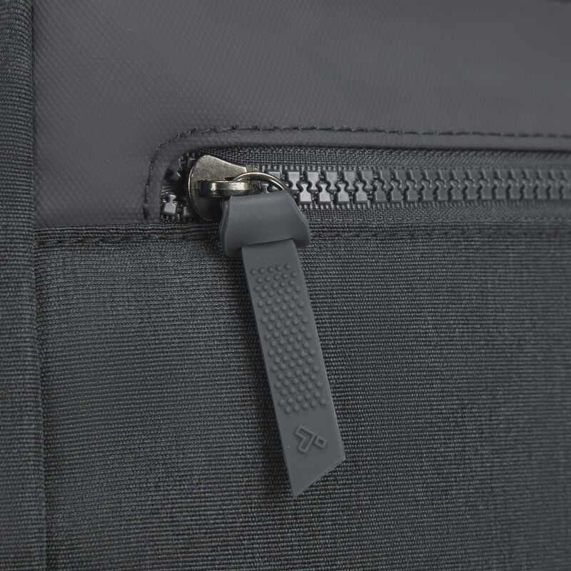 Travelon Anti-Theft Metro Saddle Crossbody 5